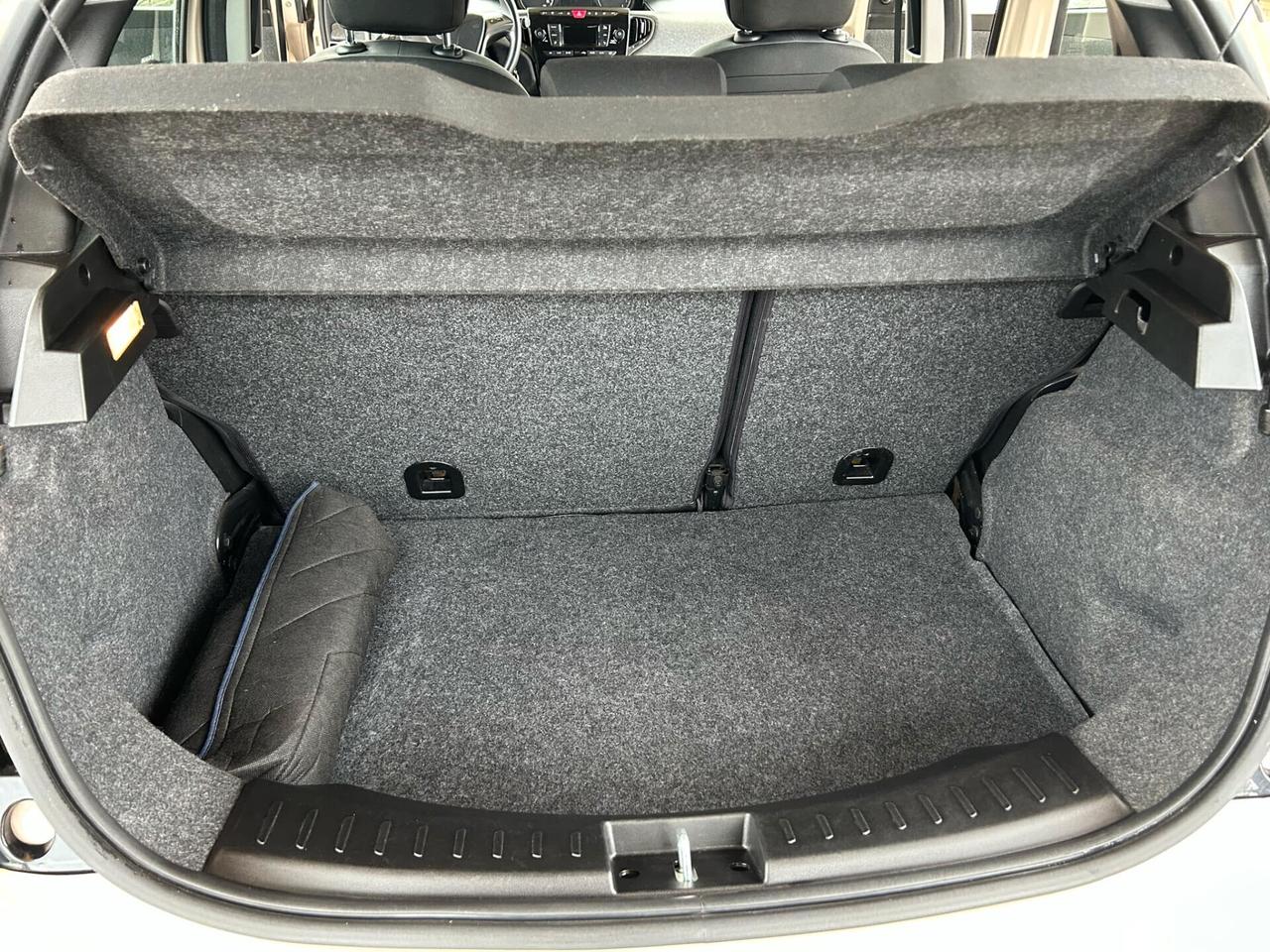 Lancia Ypsilon 1.2 69 CV 5 porte GPL Ecochic Monogram