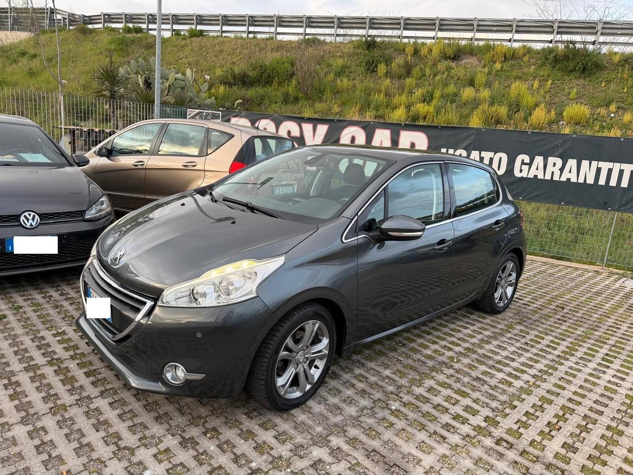Peugeot 208 1.2 VTi 82 CV 5 porte Allure-03/2014
