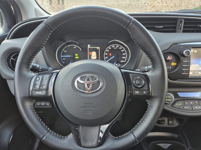 TOYOTA Yaris 1.5 Hybrid 5 porte Business