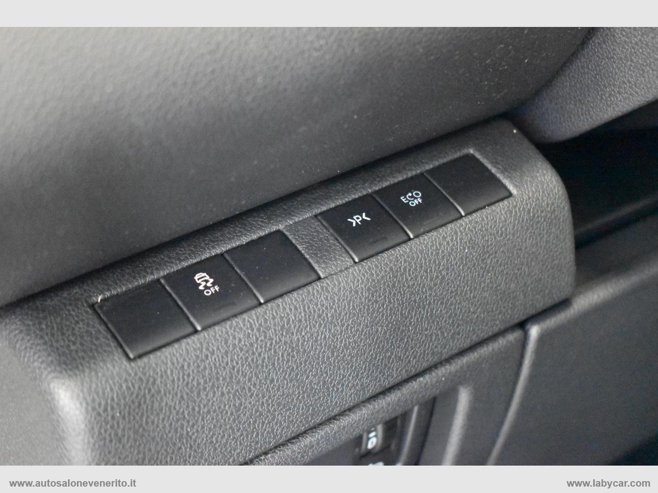 PEUGEOT 5008 BlueHDi 120 S&S Allure