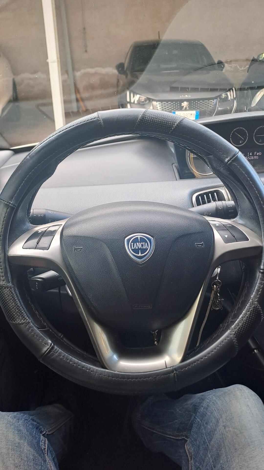 Lancia Ypsilon 1.2 GPL 69CV 5 porte GPL
