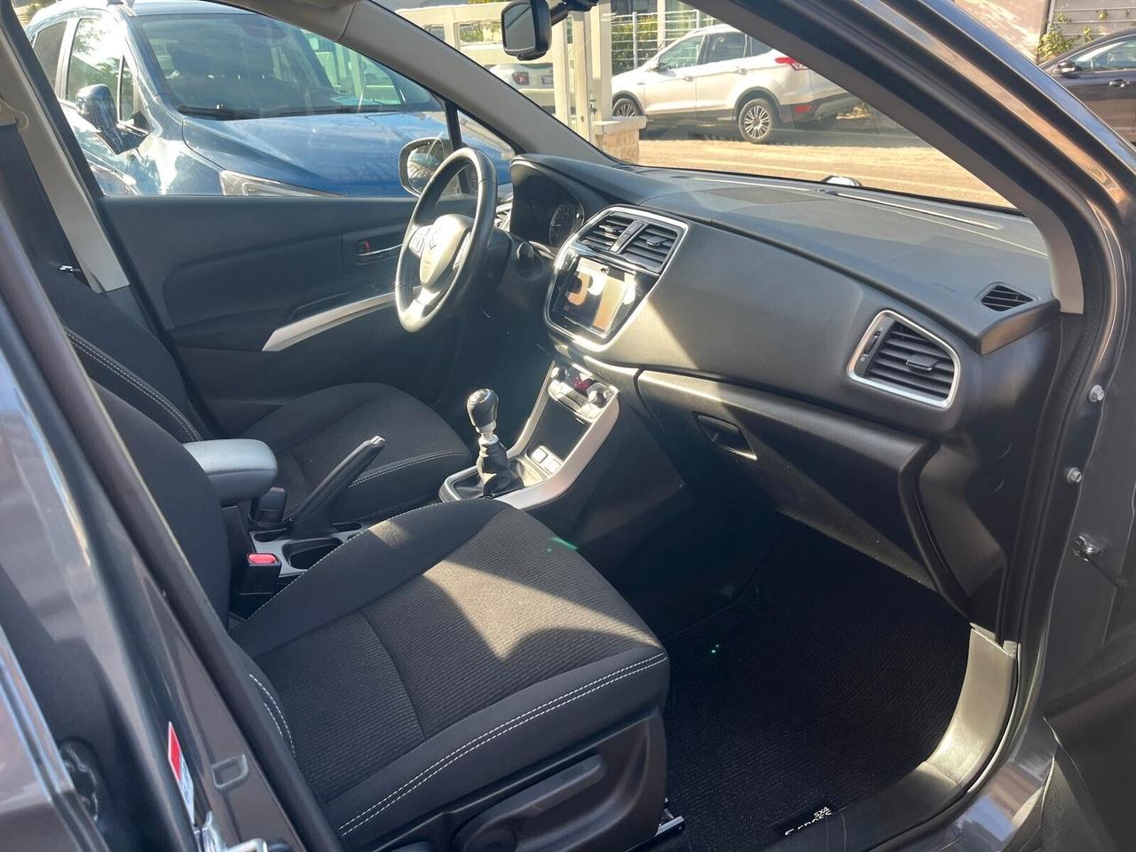 Suzuki S-Cross 1.4 Hybrid Starview 2WD