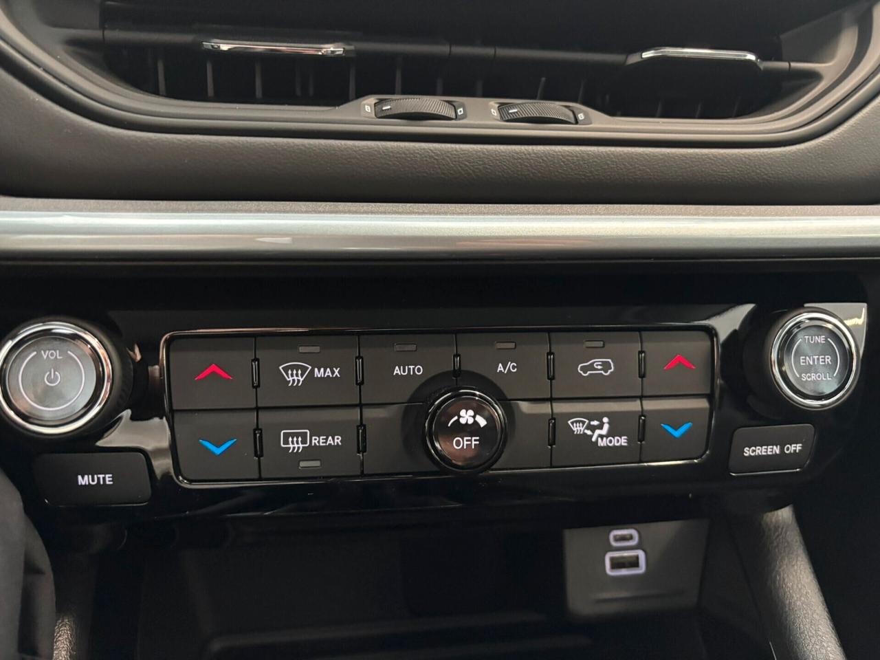 Jeep Compass LIMITED 1.6 Multijet II 2WD 6mt