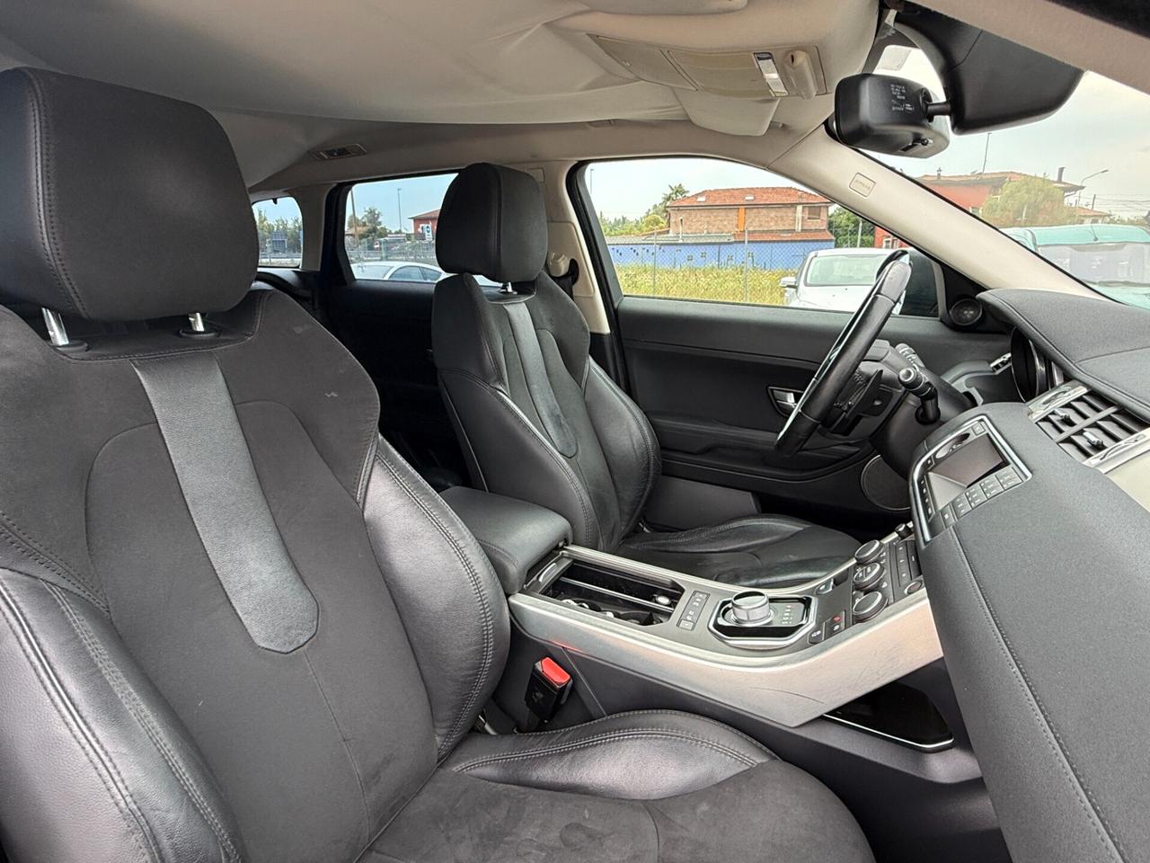 Land Rover Range Evoque 2.2 TD4 5p. Dynamic