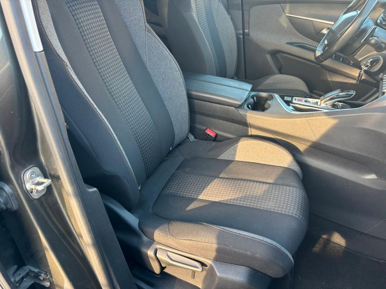 Peugeot 3008 BlueHDi 130 S&S Active