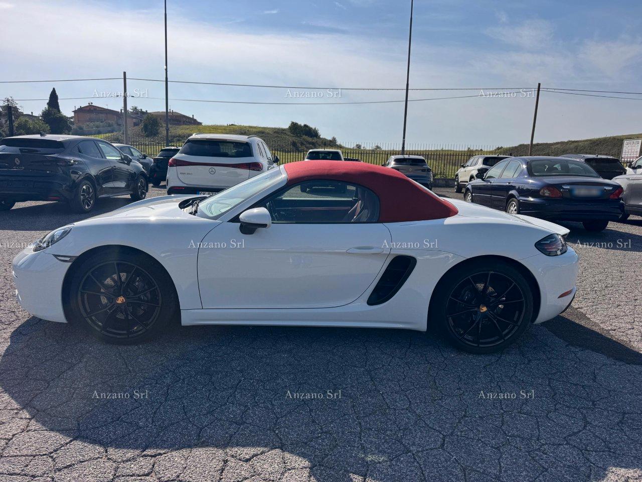 Porsche 718 Boxster 2.0 300cv pdk