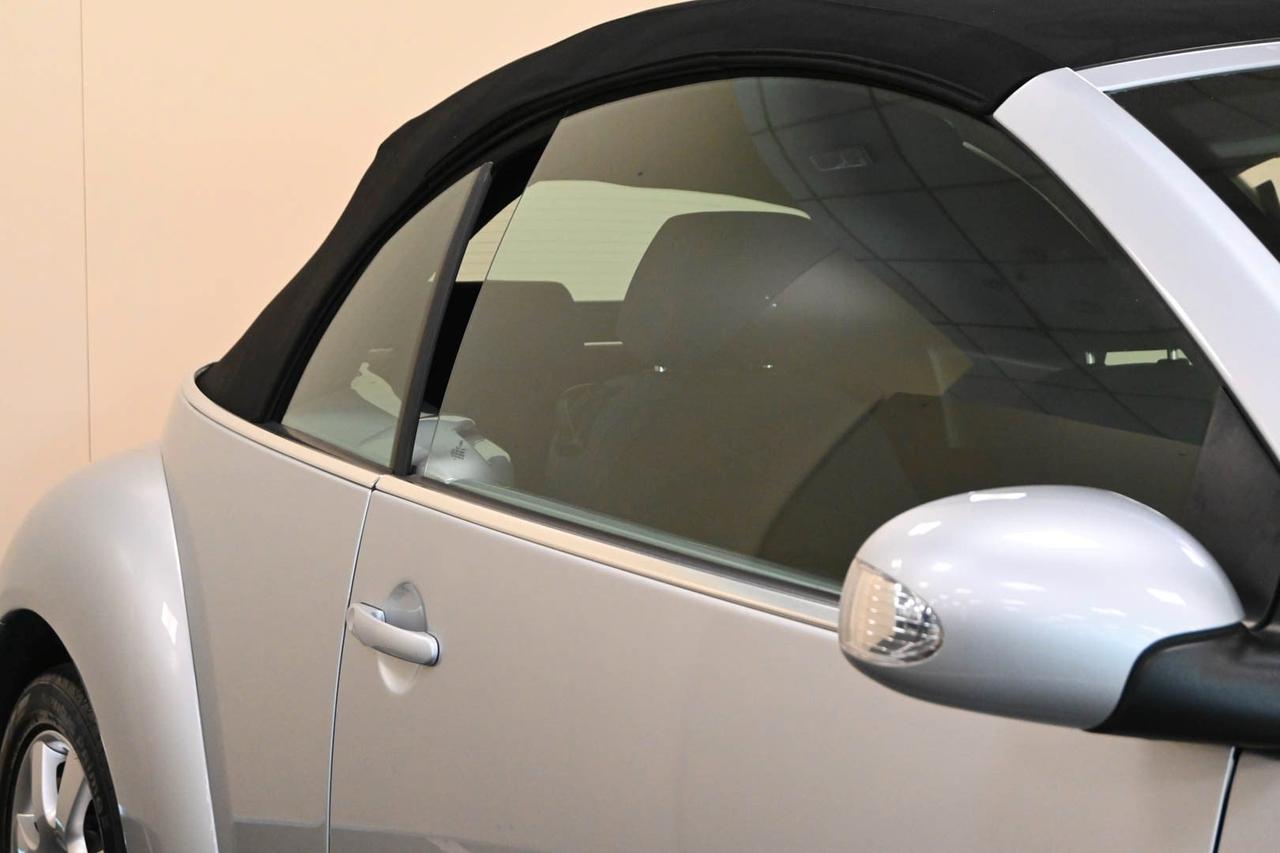 VOLKSWAGEN New Beetle 1.9 TDI 101CV Cabrio