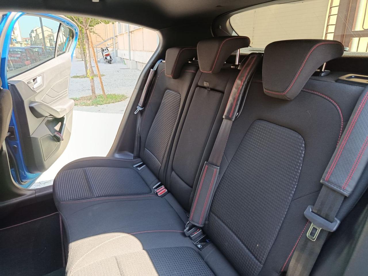Ford Focus 1.0 EcoBoost ST Line #6238