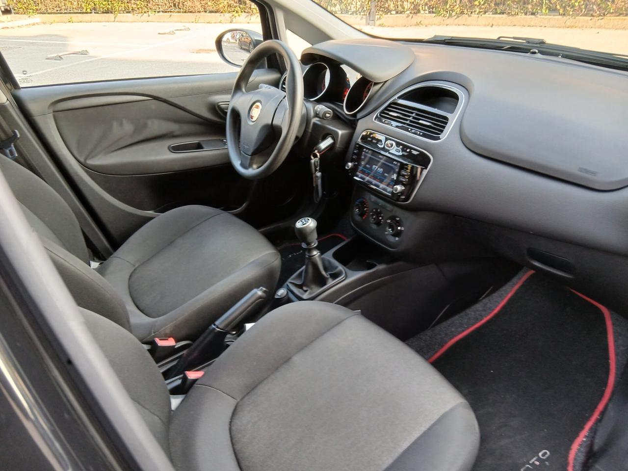 Fiat Punto EVO 1.4 8V 5 porte Easypower Street a € 170 mese