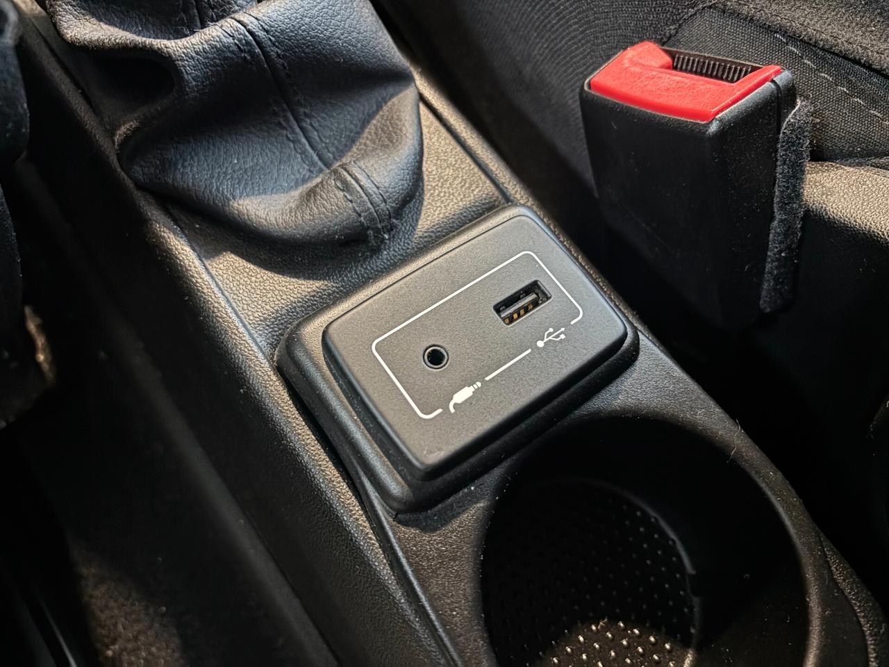 Alfa Romeo MiTo 1.4 GPL 78 CV Distinctive