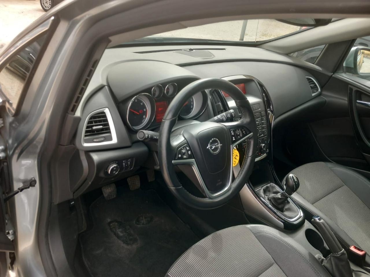 Opel Astra 1.6 CDTI EcoFLEX S&S Sports Tourer Cosmo