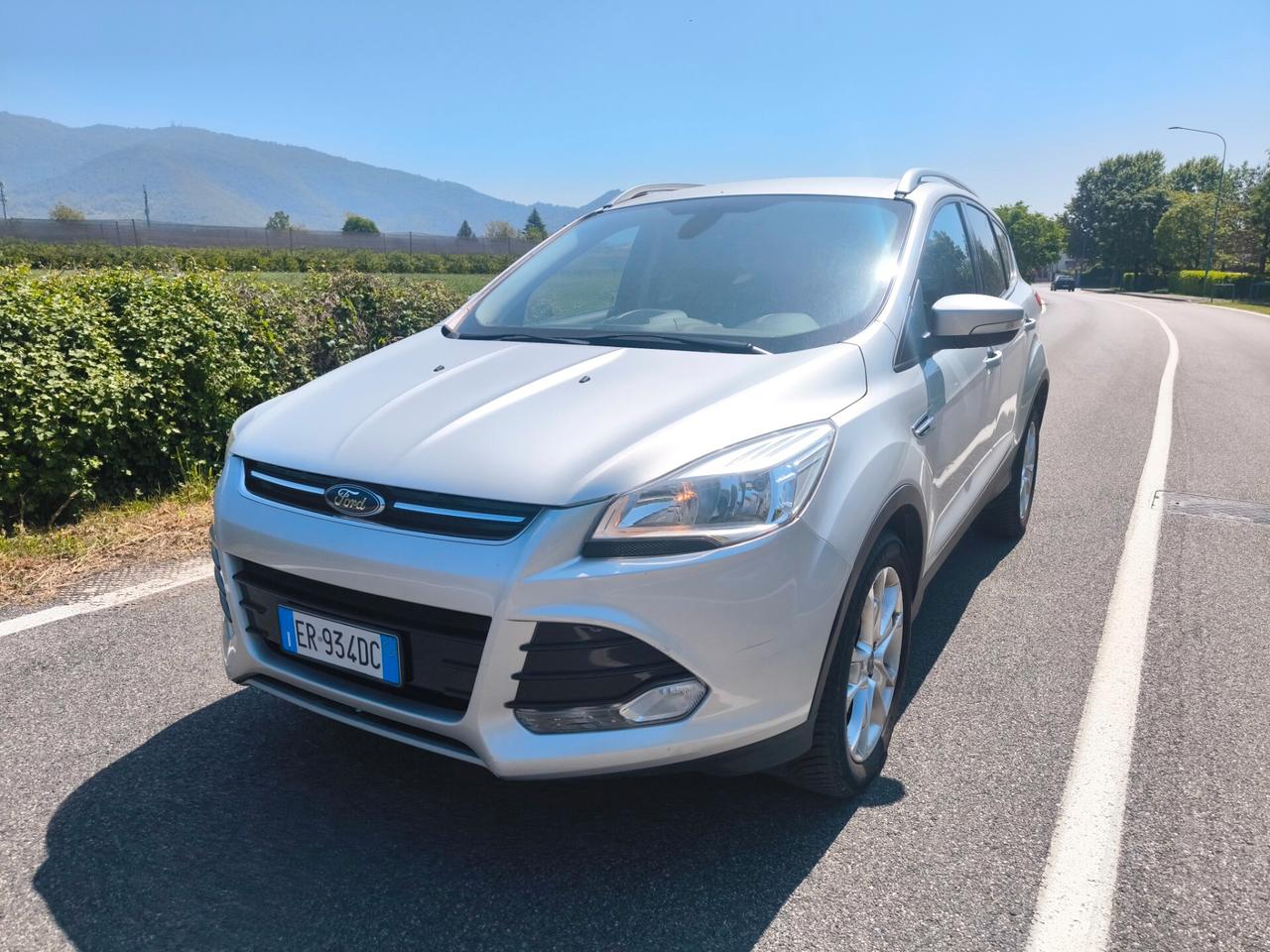 FORD KUGA 2,0 TDCI 4X4- TITANIUM-CAMBIO AUTOMATICO