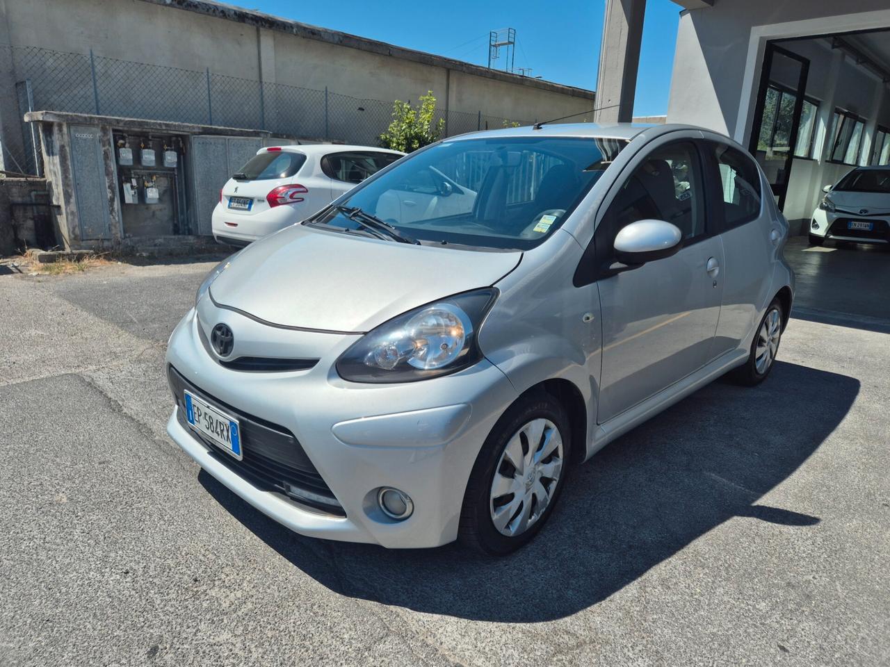 Toyota Aygo 1.0 12V VVT-i 5 porte Active Connect