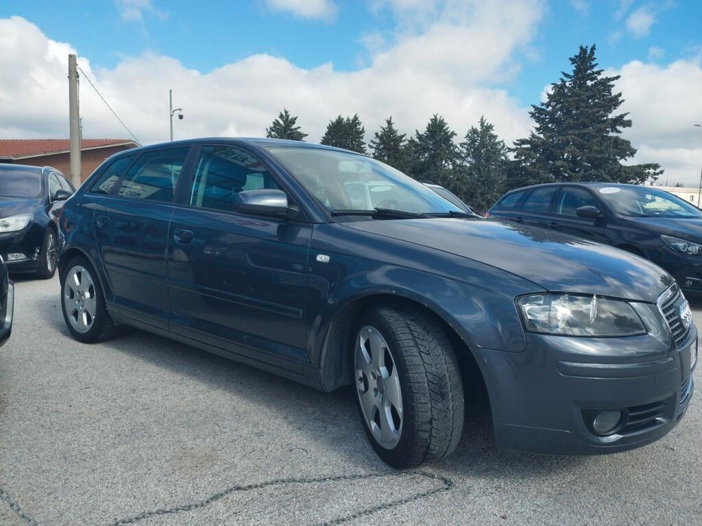 Audi A3 1.6 16V FSI Ambiente