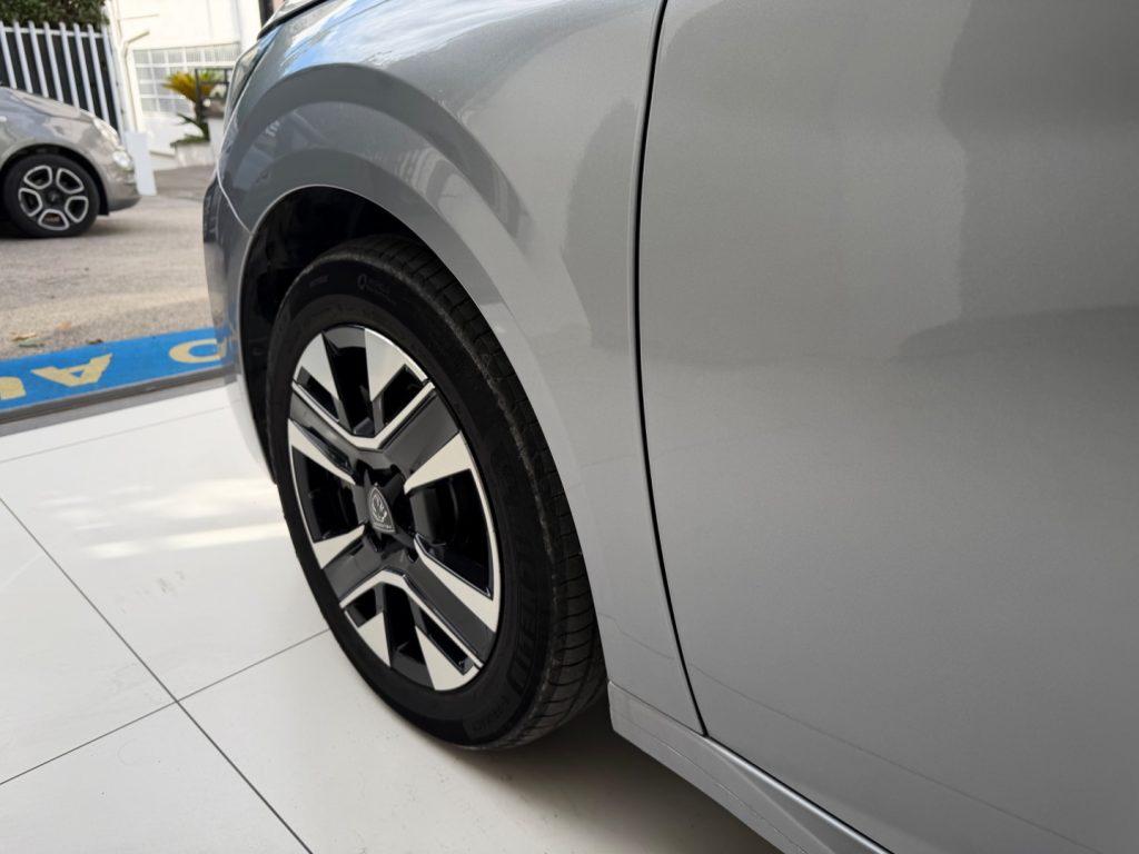 Peugeot 208 Hybrid 110 e-DCS6 Allure da €199,00 mensili