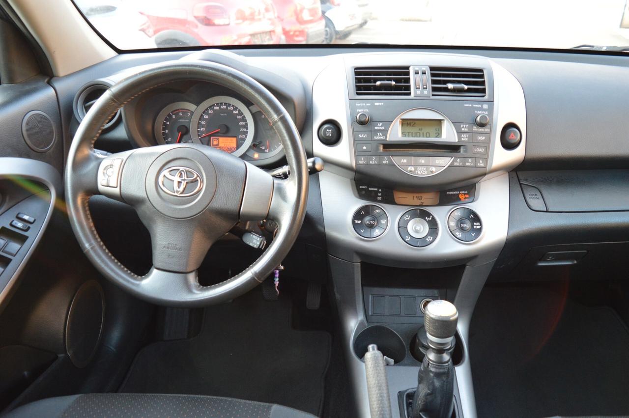 Toyota RAV 4 RAV4 2.2 D-4D 177 CV Luxury