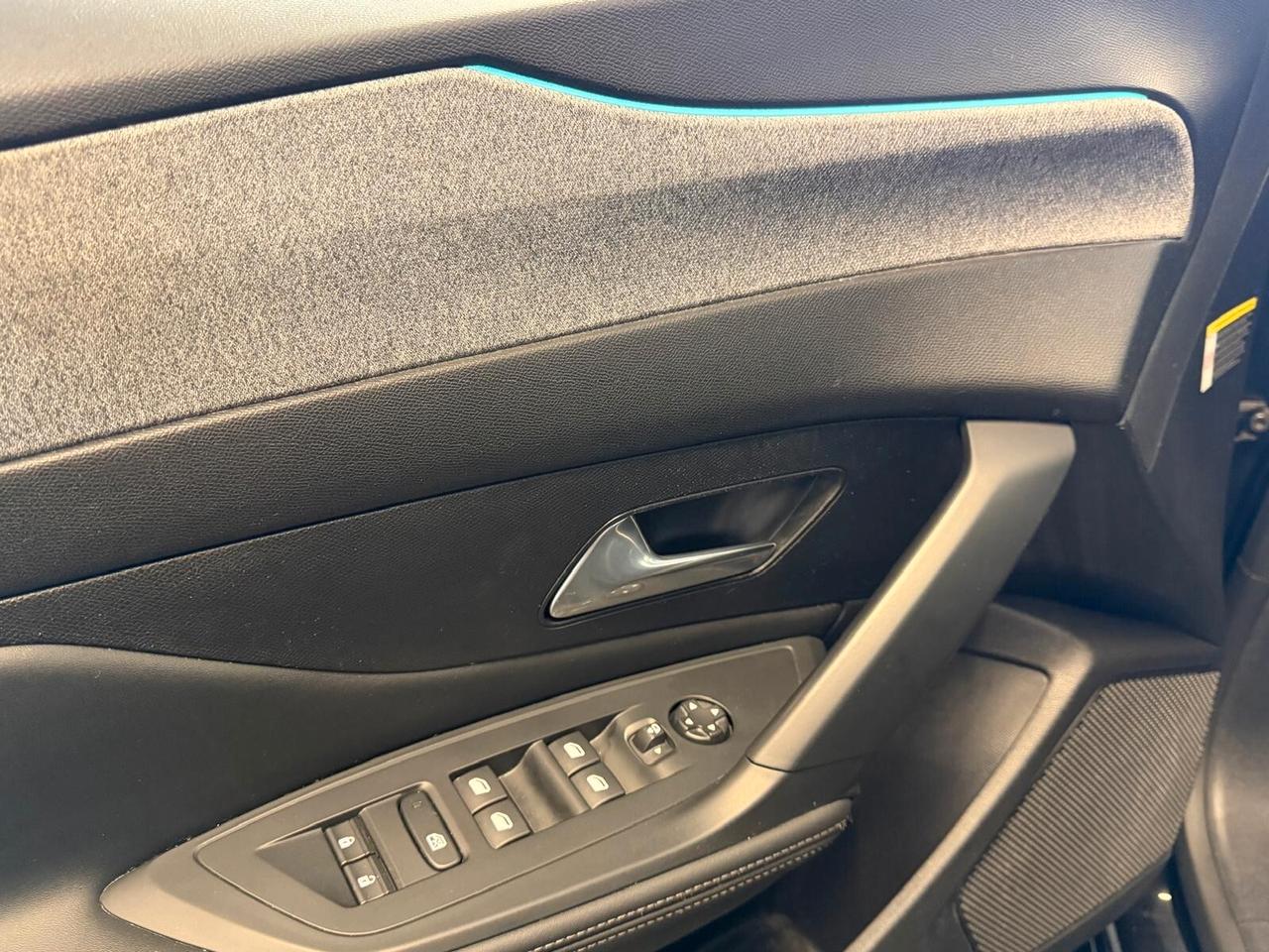 PEUGEOT 308 S.W. ALLURE 1.5 EAT8 130CV PELLE NAVI OK NEOPATENTATI ANNO 2023