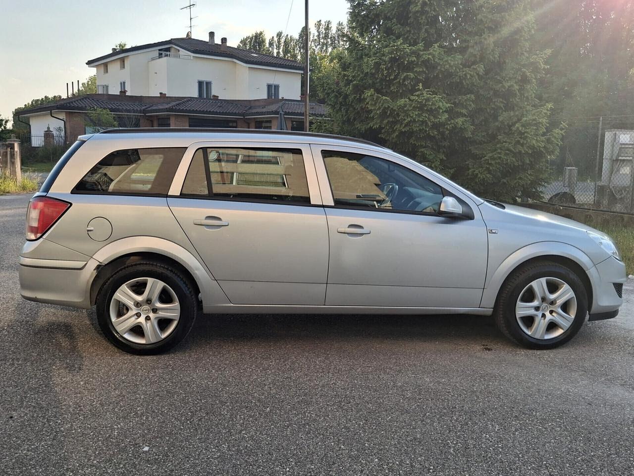 Opel Astra 1.7 CDTI 110CV ecoFLEX Station Wagon Enjoy