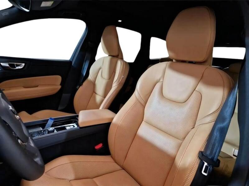 Volvo XC60 XC60 B4 (d) AWD automatico Ultimate Dark