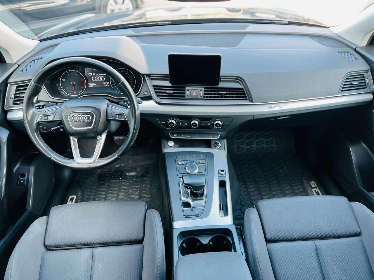 Audi Q5 2.0 TDI quattro S tronic Business Sport