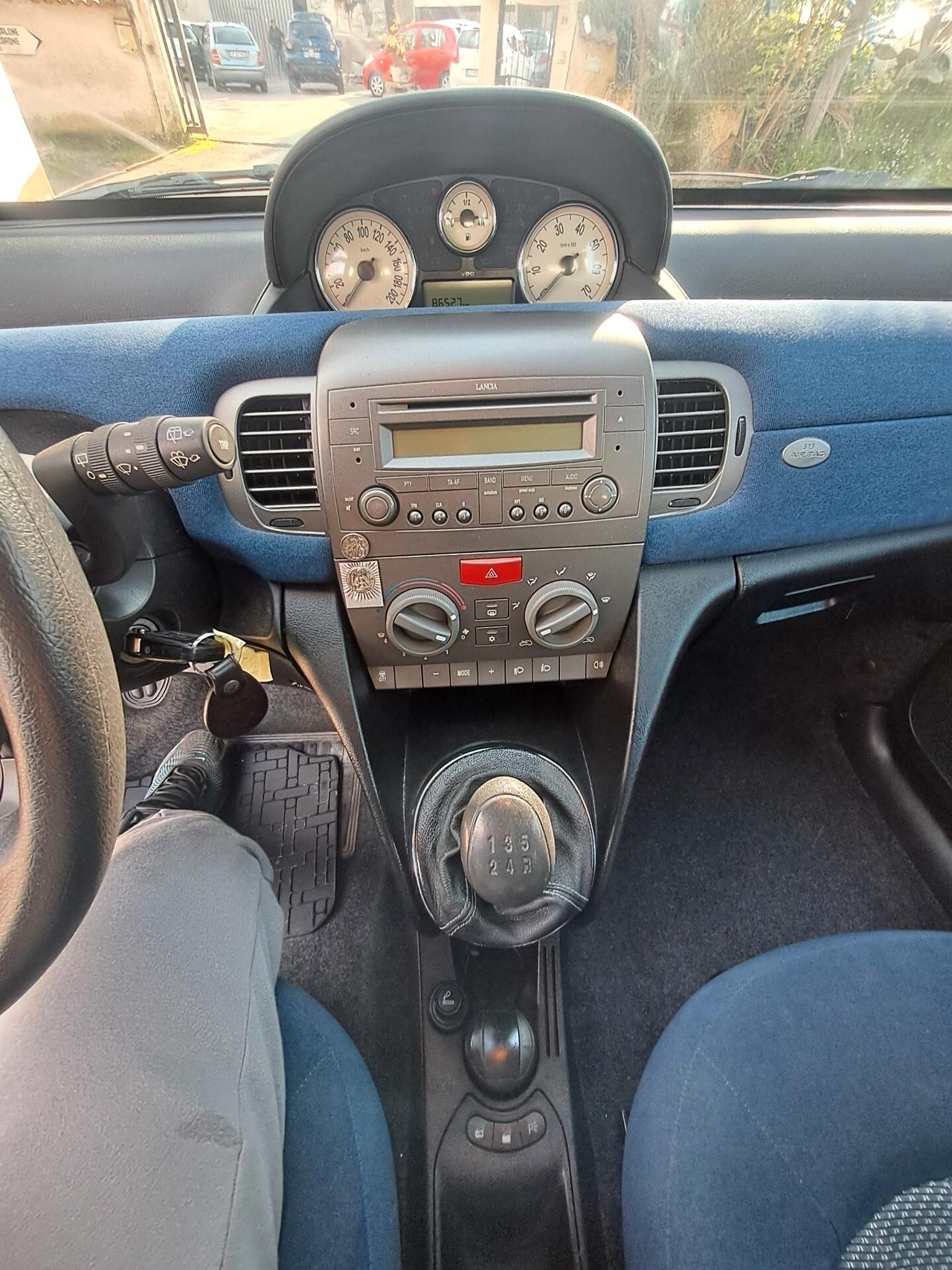 Lancia Ypsilon 1.2 km 86mila