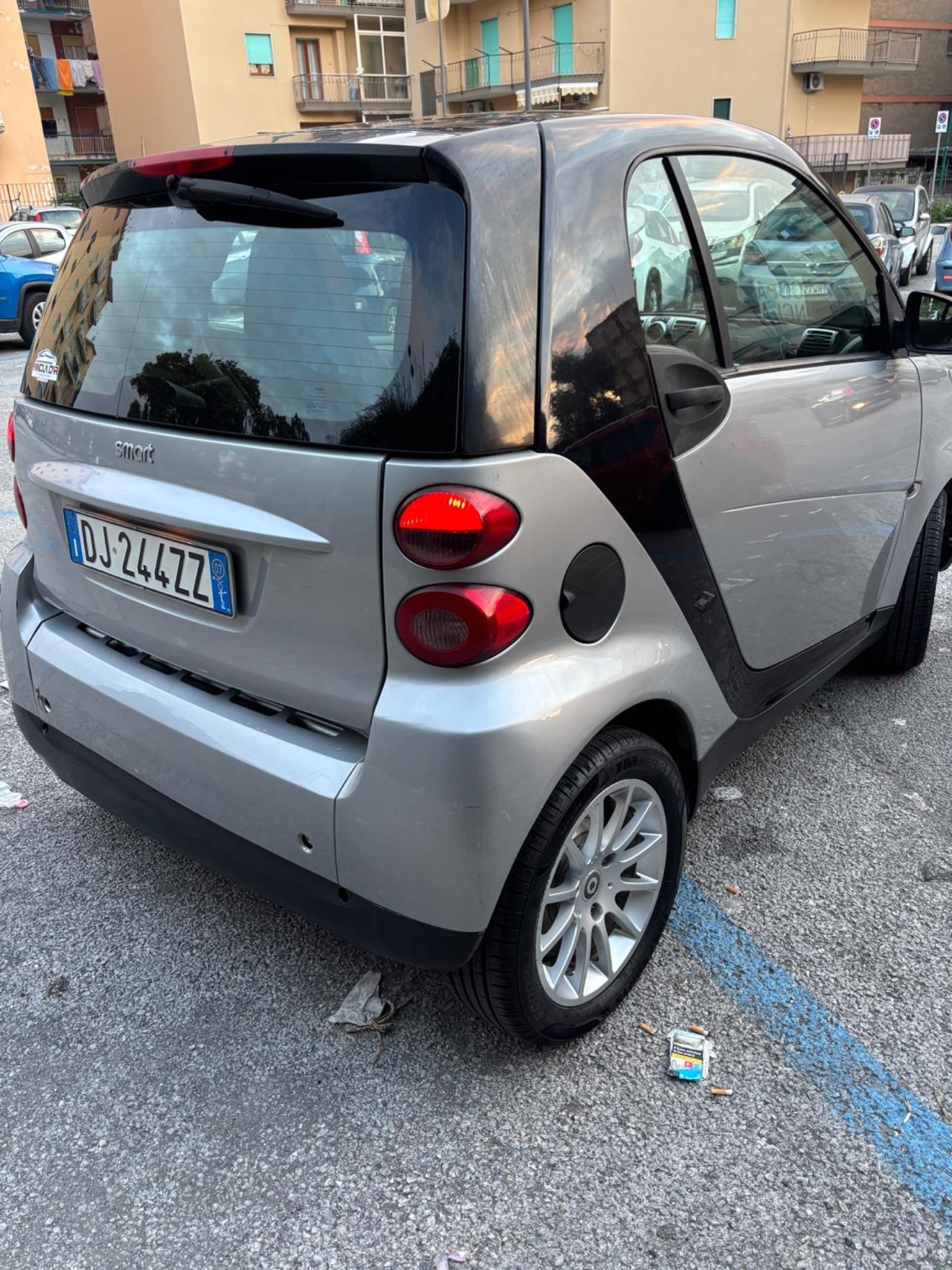 Smart ForTwo 1000 62 kW coupé passion