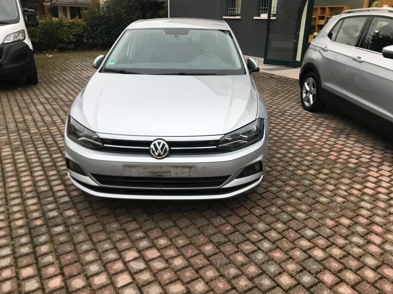 Volkswagen Polo 5p 1.0 evo Comfortline 80cv pdc navi tagliandata