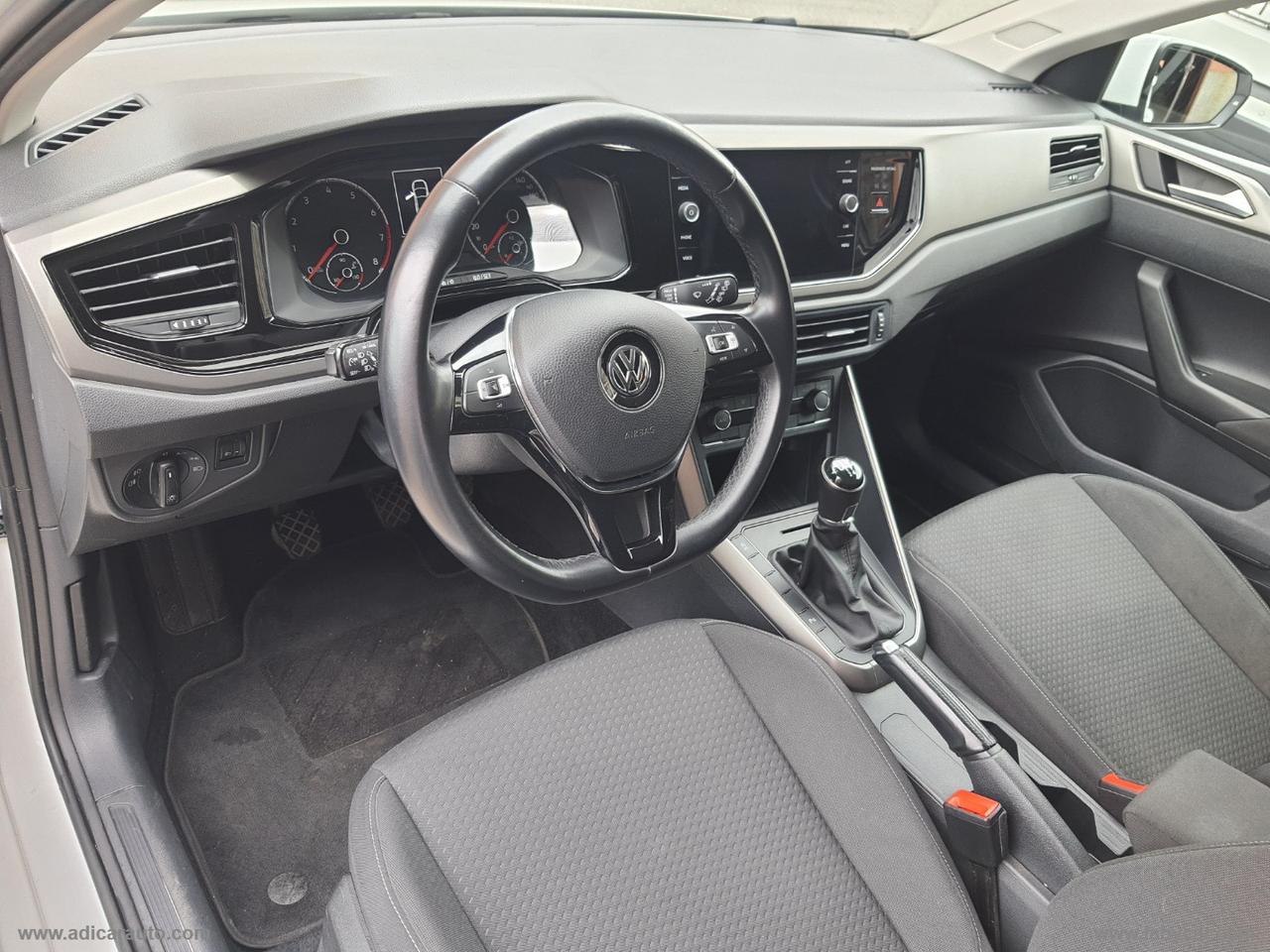 VOLKSWAGEN Polo 1.0 80CV 5p. R-Line