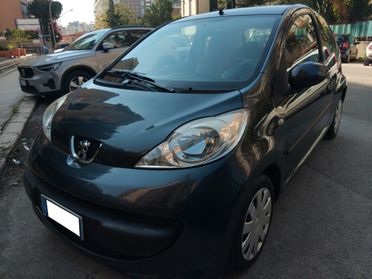 PEUGEOT 107 998CC CLIMA RADIO 50KW