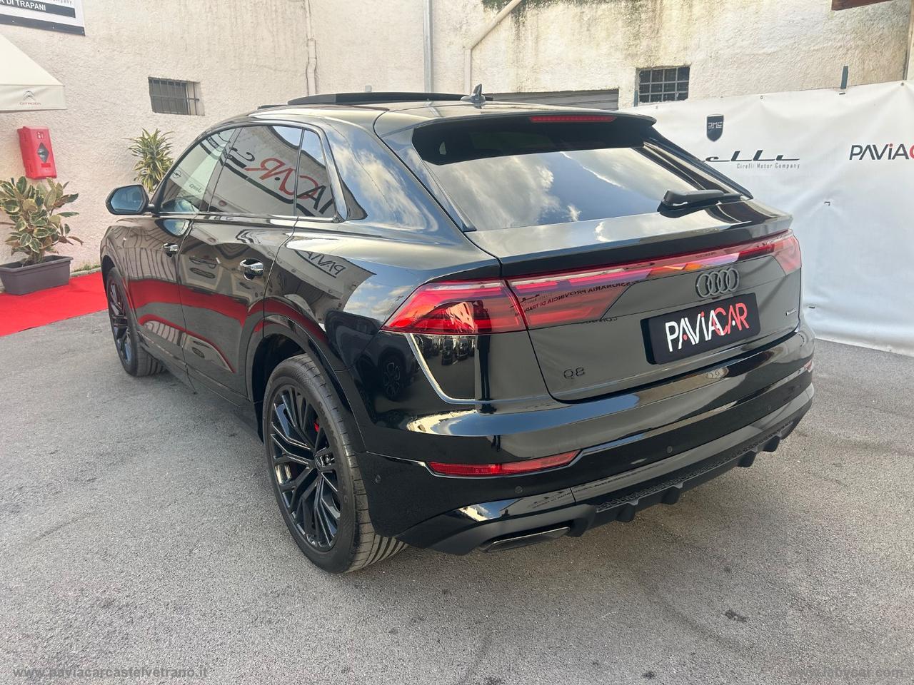 AUDI Q8 50 TDI 286 CV qu.tiptr. S line BLACK EDITION KM/0