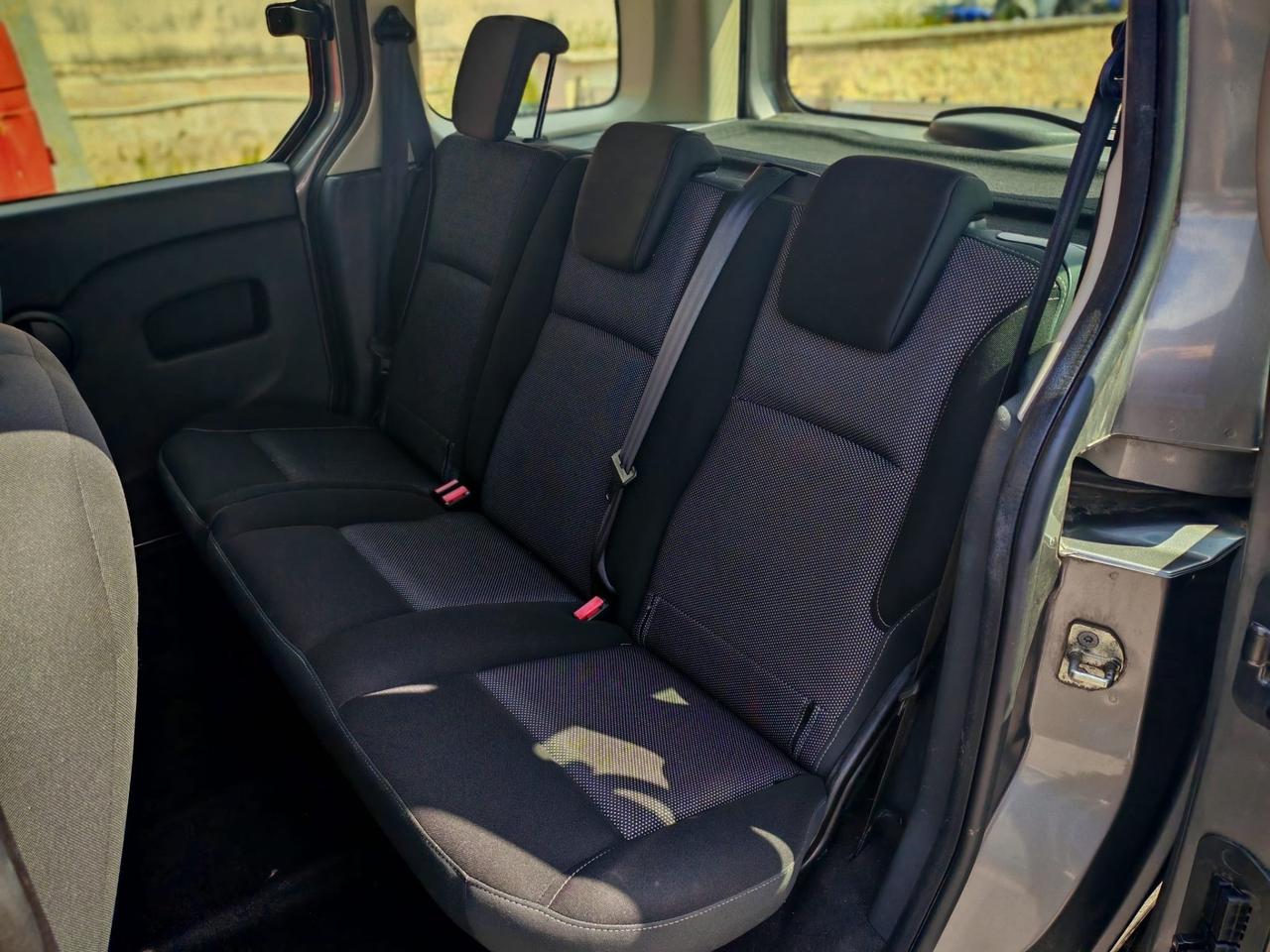 Renault Kangoo 1.5 dCi 90CV 5 porte Stop & Start Limited