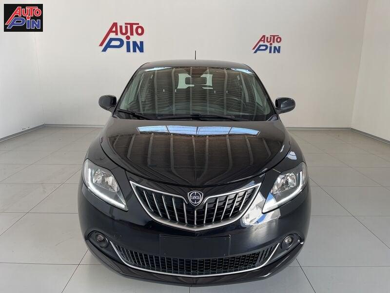 Lancia Ypsilon 1.0 FireFly 5 porte S&S Hybrid Gold *Display*