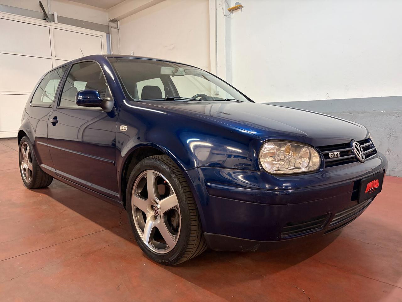 Volkswagen Golf GTI 1.8 turbo 20V cat 3p.