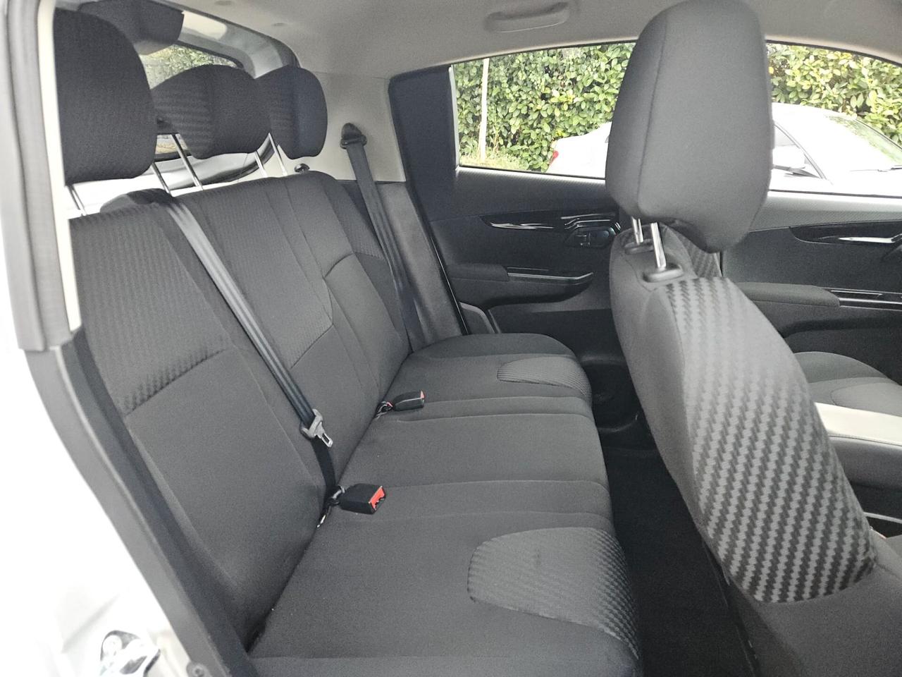 Mahindra KUV100 1.2 VVT K8