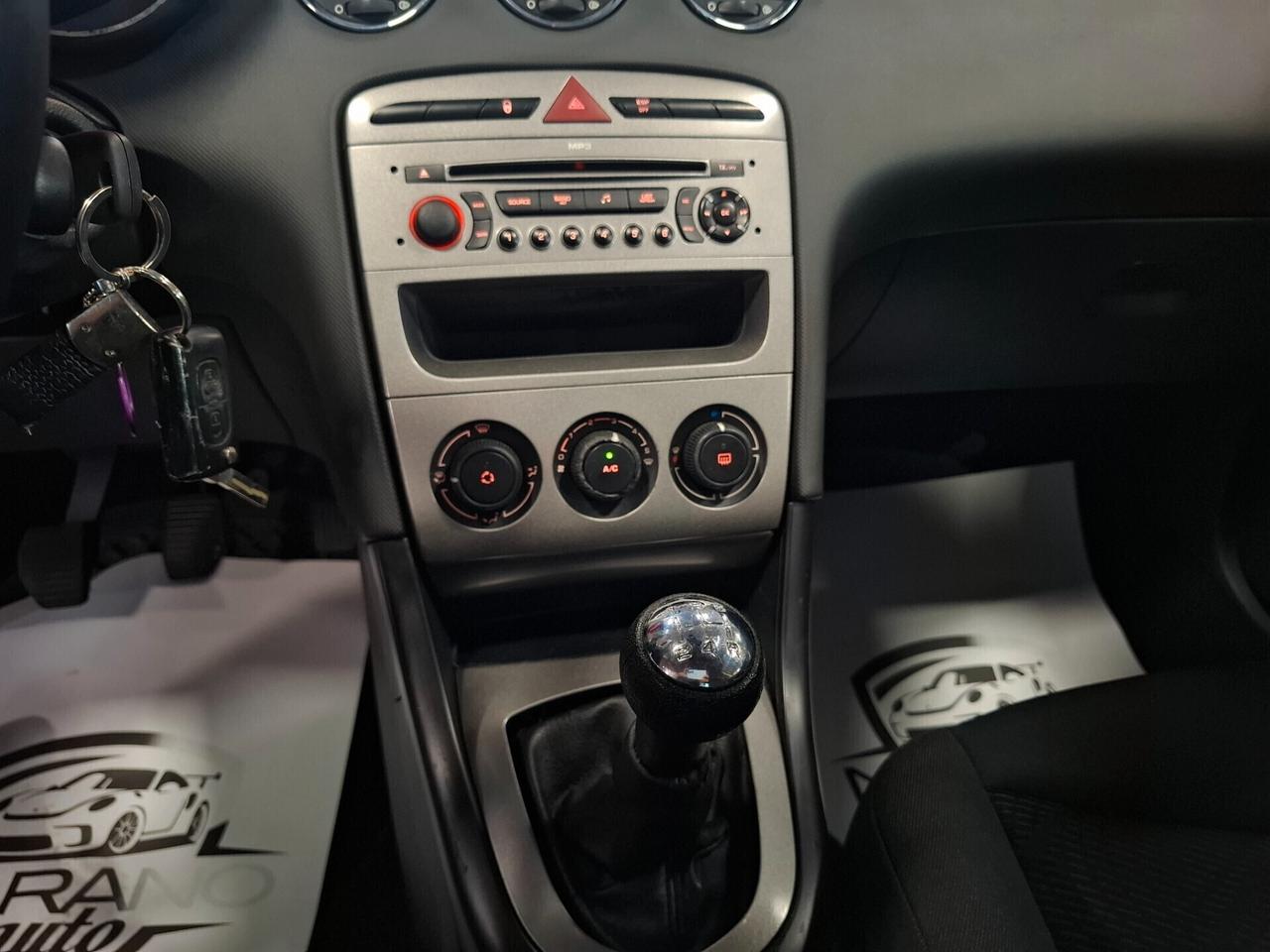 Peugeot 308 1.6 HDi 90CV Neopatentato