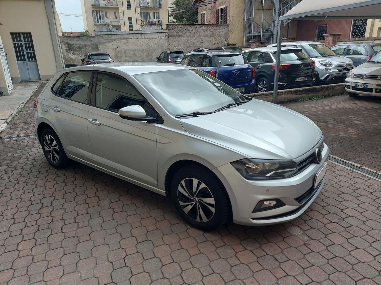 Volkswagen Polo Comfortline 1.6 TDI 95 Cv DSG