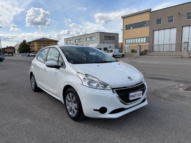 Peugeot 208 1.4 HDi 68 CV 5 porte 12. GARANZIA