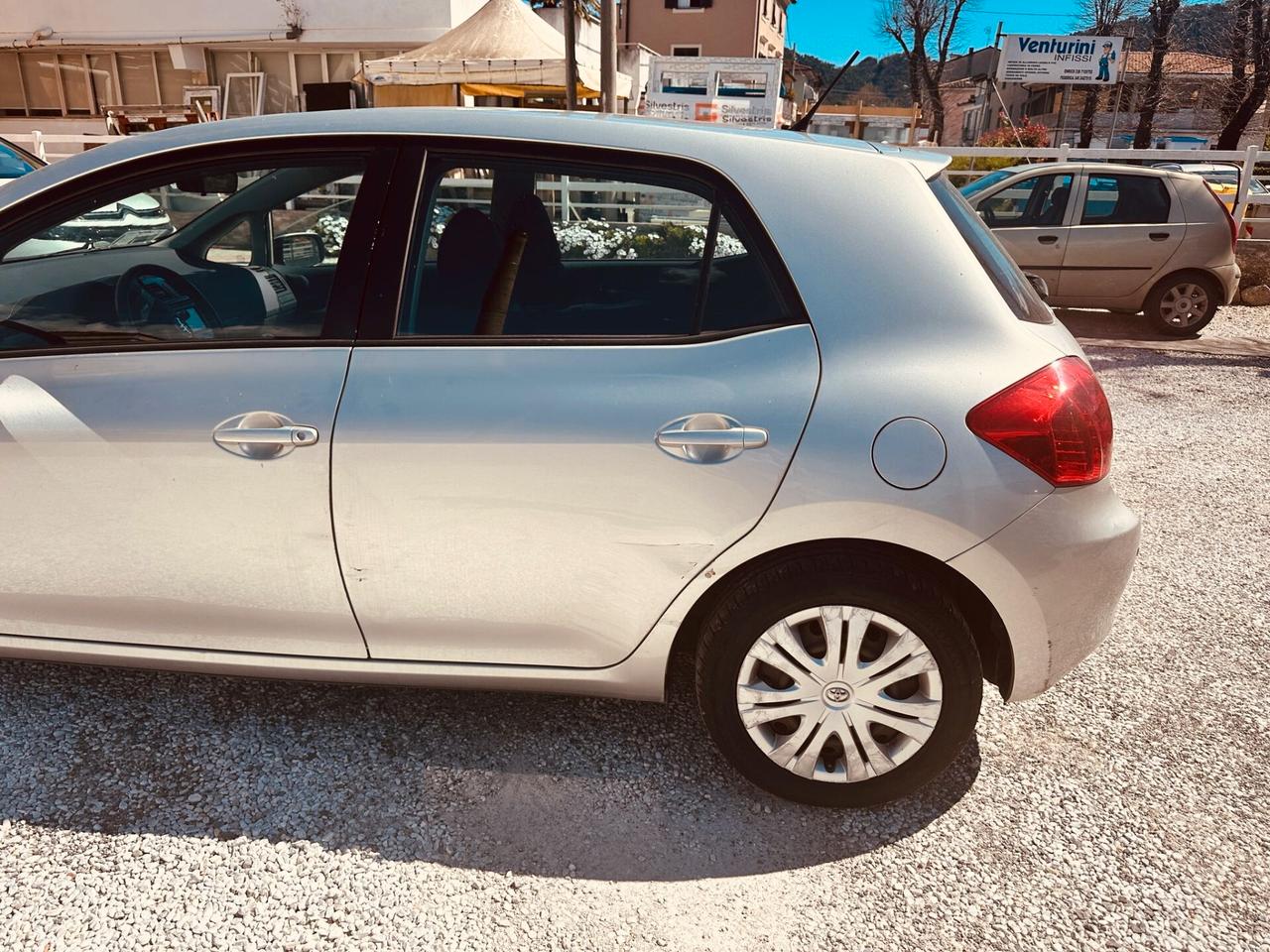 Toyota Auris 1.4 D-4D 5 porte Sol