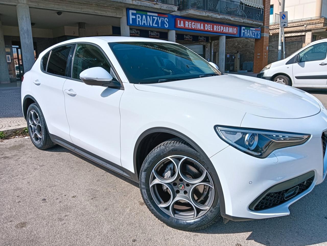 Alfa Romeo Stelvio 2.2 Turbodiesel 190 CV AT8 Q4 Executive