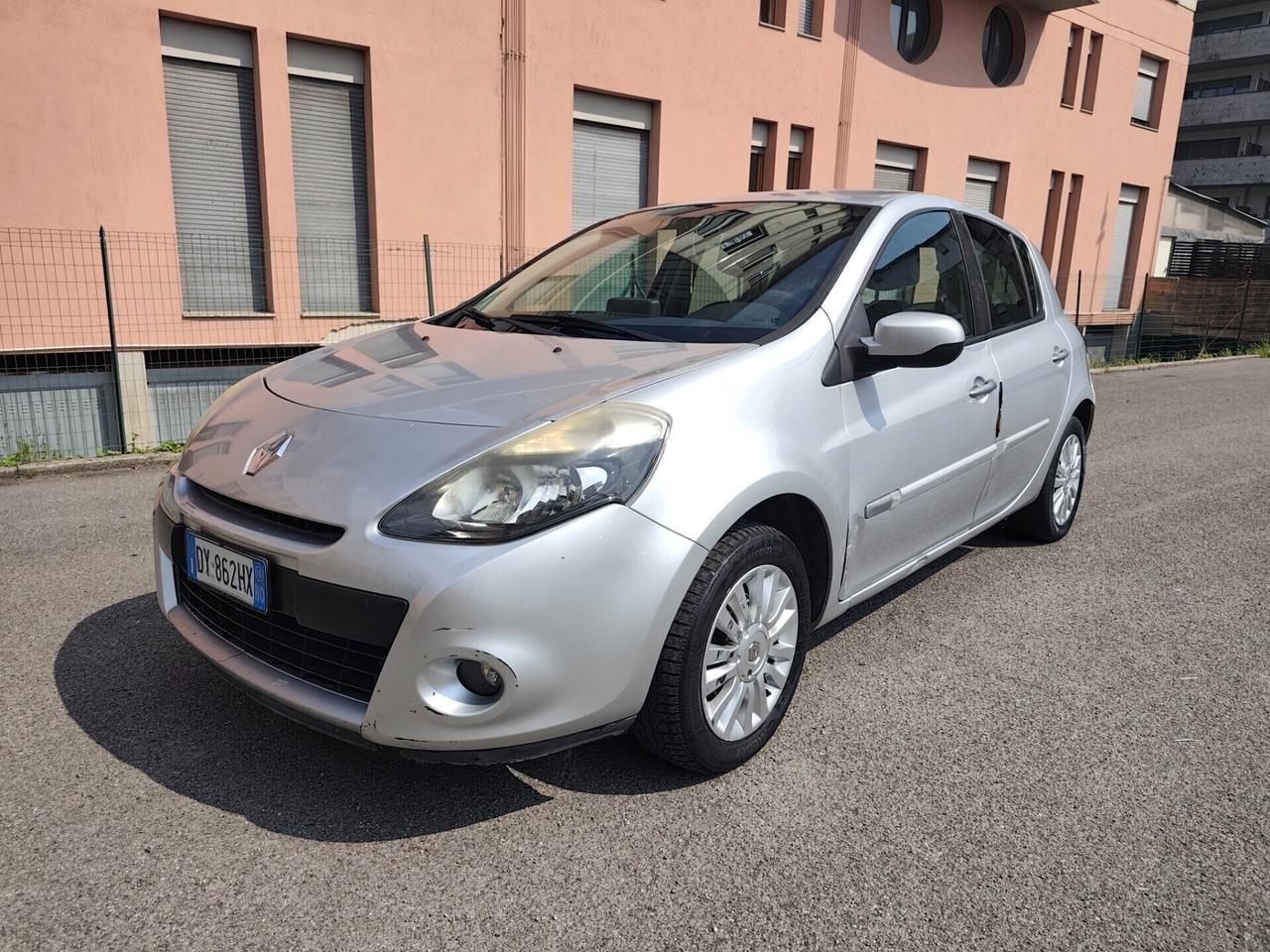 Renault Clio 1.2 16V 5 porte GPL Dynamique