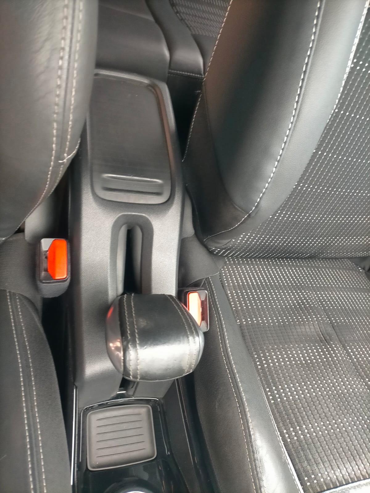 Peugeot 2008 BlueHDi 100 GT Line