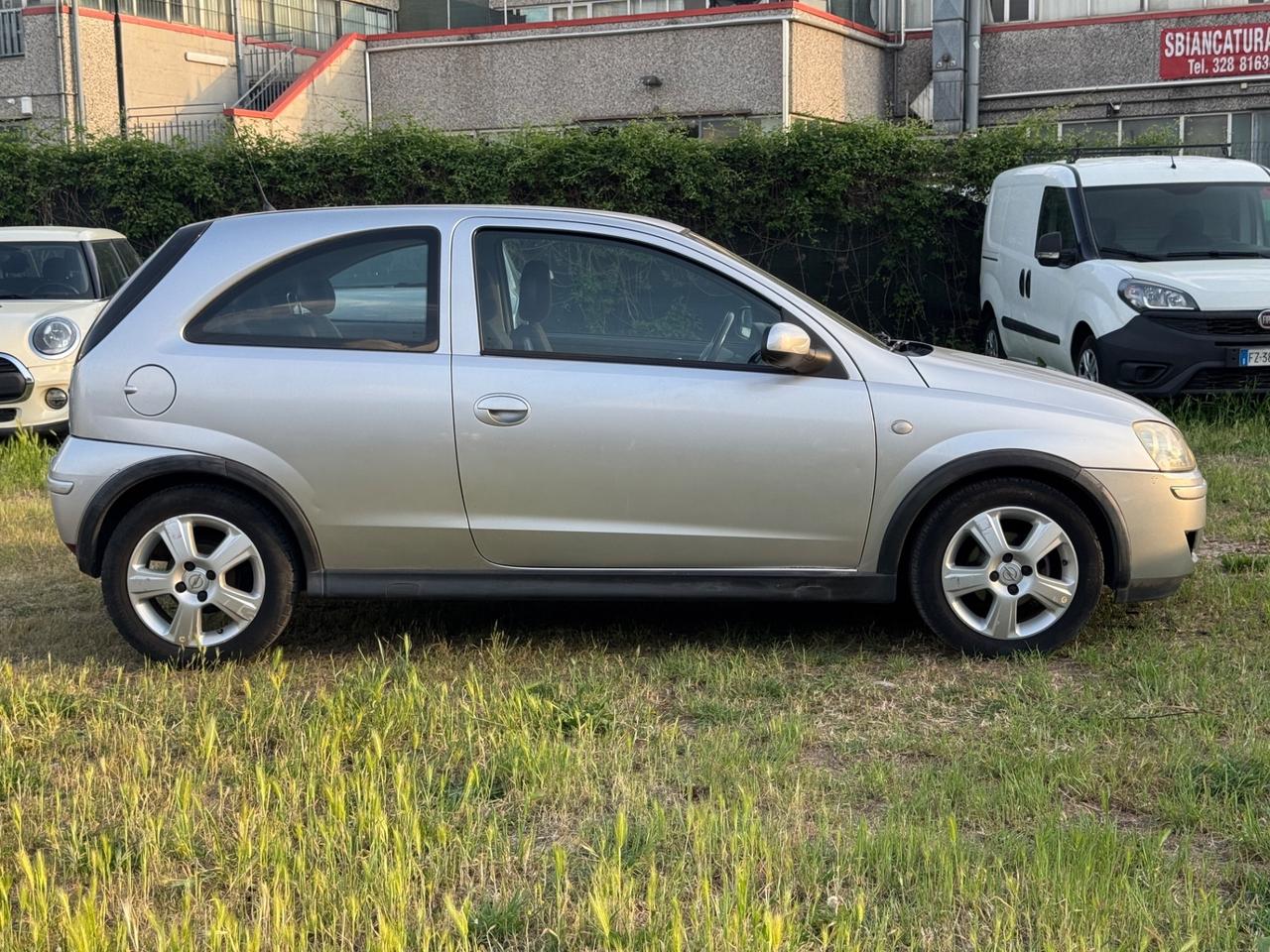 Opel Corsa 1.2 Benzina 80cv 3 porte Club 80.000km 2005