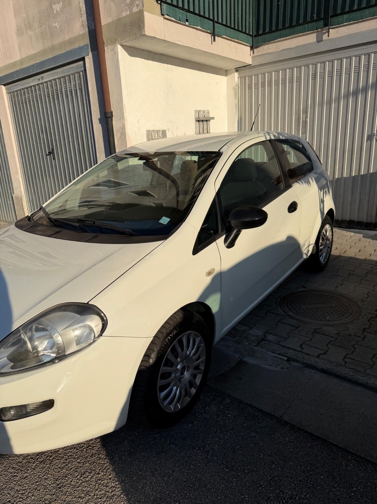 Fiat Punto 1.3 MJT II S&S 85 CV 3 porte ECO Lounge