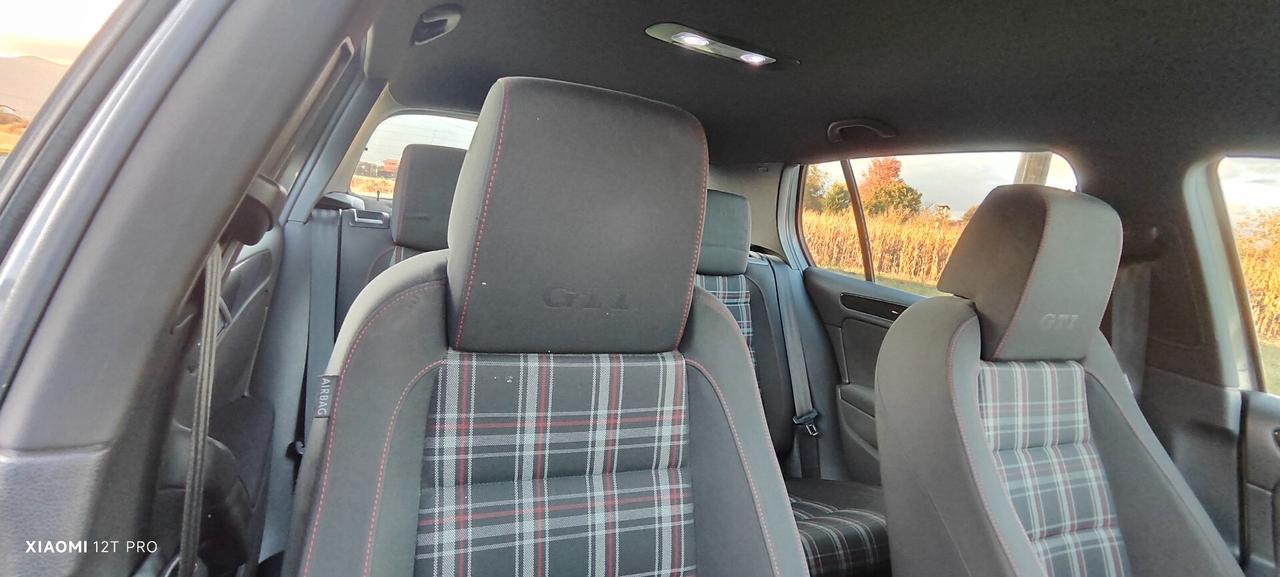 Volkswagen Golf GTI 2.0 TSI 5p. 210CV ORIGINALE