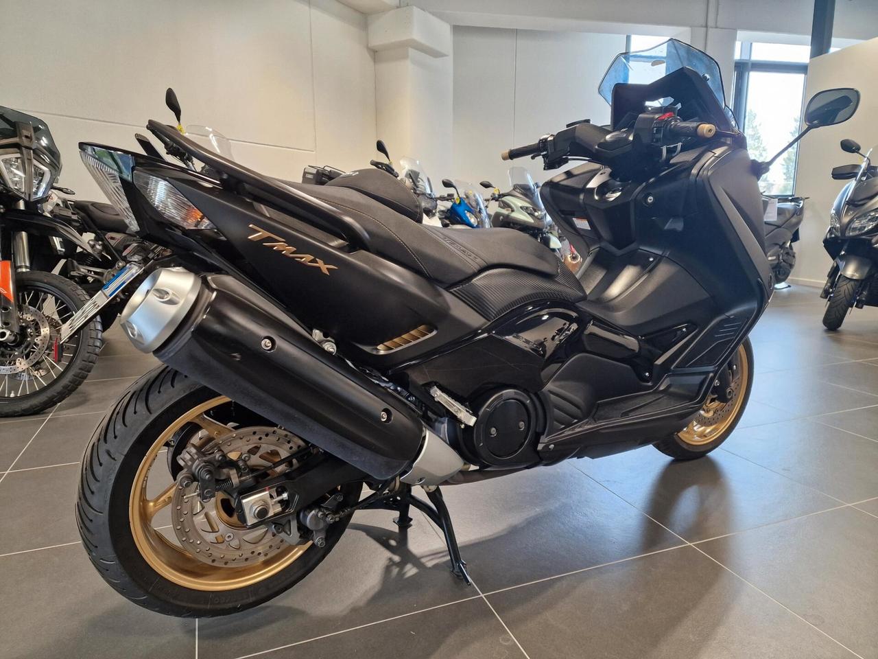 Yamaha T Max 530 BLACK MAX 2013