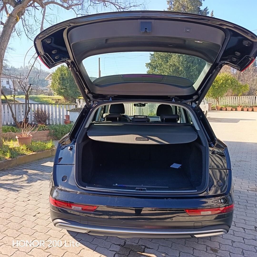 Audi Q5 40 2.0 tdi 12V Advanced quattro s-tronic