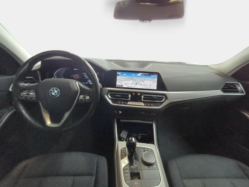 BMW 320 BUSINESS ADVANTAGE TOURING AUTO STATION WAGON
