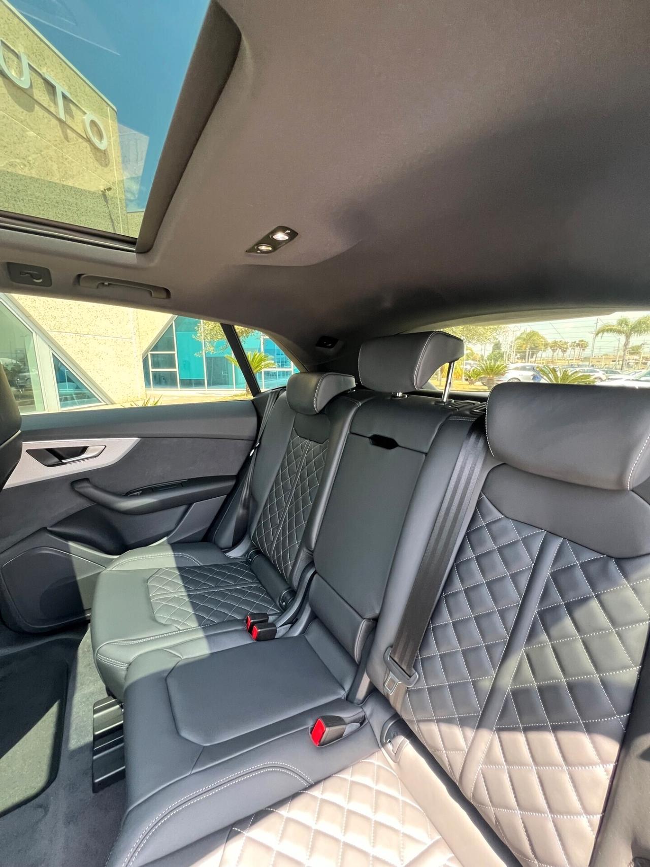 Audi Q8 SUV TDI quattro 210 kW tiptronic S line edition Possibilità noleggio no scoring