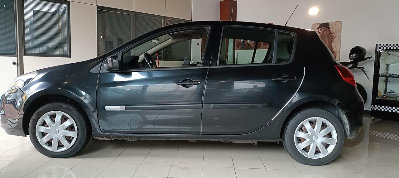 Clio 1.2 GPL SOLO 125MILA KM! e FRIZIONE NUOVA!!!!!!!!