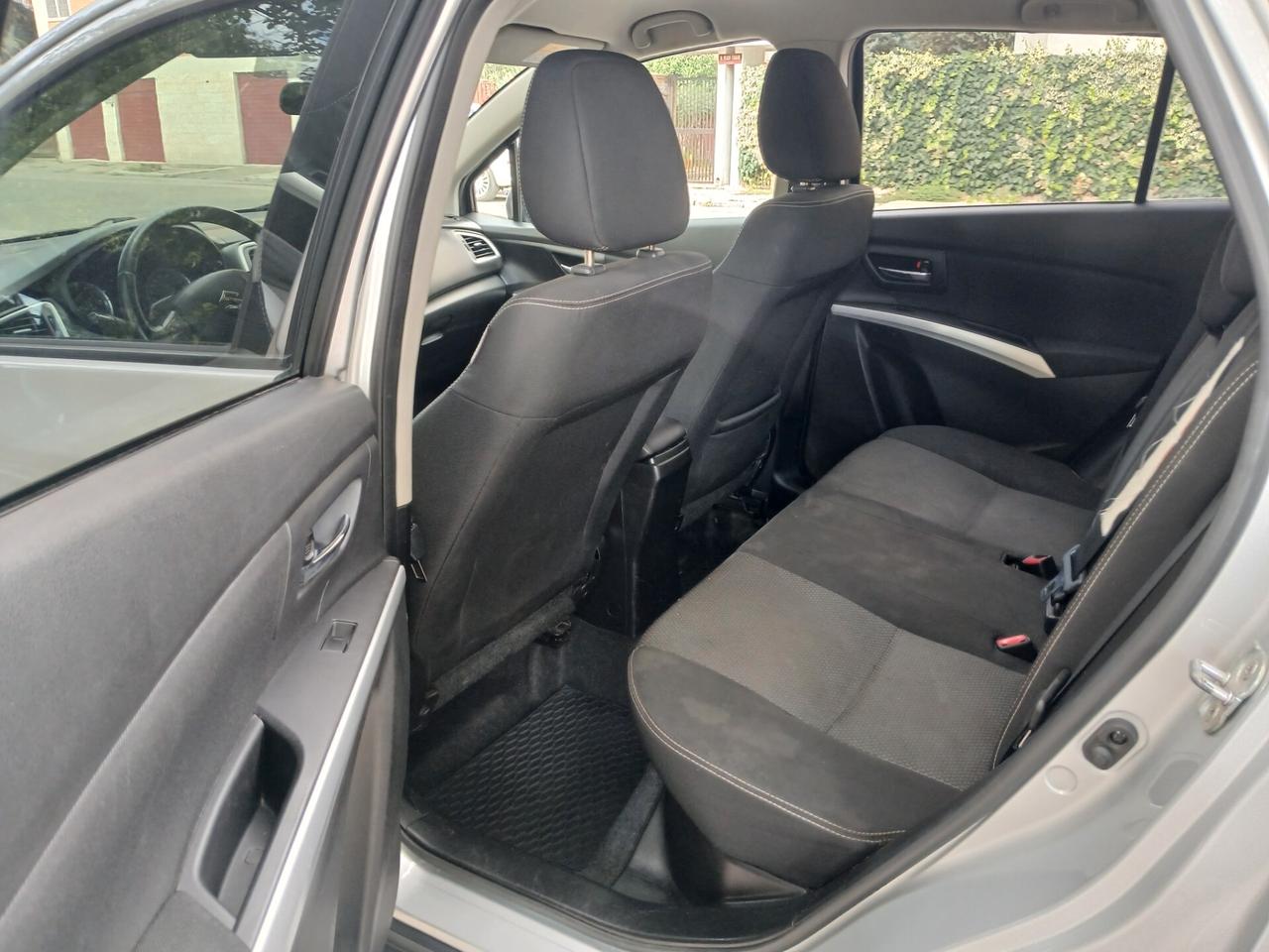 Suzuki S-Cross 1.6 DDiS Start&Stop 4WD All Grip Top